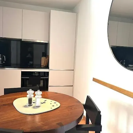 아파트 Wonderful Cosy In 세인트모리츠