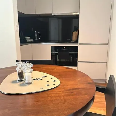 Wonderful Cosy In Apartman